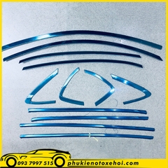 Viền khung kính xe Mazda 2