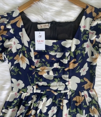 Đầm xòe hoa cổ vuông xếp ly ngực, tay phồng bo chun - GR0287