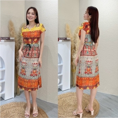 Đầm xuông họa tiết rút eo xẻ tà - GR0236