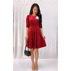 Đầm xòe nhung S&M cổ tròn tay nhún đính hoa hồng - GR153