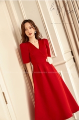 Đầm xòe đỏ cổ đắp chéo cài hoa GR204