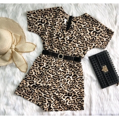 Jumpsuit ngắn cổ đắp chéo, tay liền, họa tiết da beo S&M GR0105