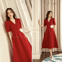 Đầm xòe đỏ cổ đắp chéo cài hoa GR204