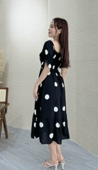Đầm xòe nhún thun chấm bi tay phồng - GR0164