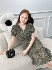 Đầm xòe hoa nhí đuôi cá, tay phồng, đính nút - GR0280