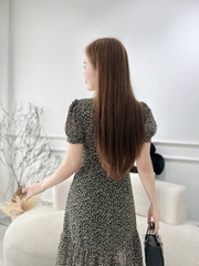 Đầm xòe hoa nhí đuôi cá, tay phồng, đính nút - GR0280