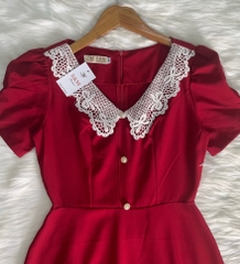 Đầm xòe cổ phối ren, đính nút, tay phồng - GR0284
