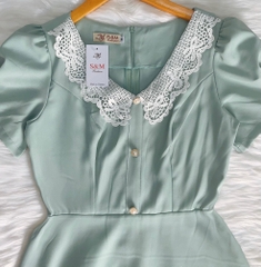 Đầm xòe cổ phối ren, đính nút, tay phồng - GR0284