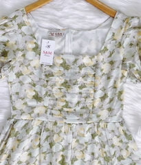 Đầm xòe hoa cổ vuông xếp ly ngực, tay phồng bo chun - GR0287