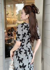 Đầm hoa form dài, cổ phối ren đính nẹp đính nút, tay hơi phồng - GR0291