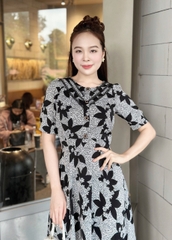 Đầm hoa form dài, cổ phối ren đính nẹp đính nút, tay hơi phồng - GR0291