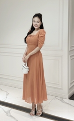 Đầm maxi form dài, xếp ly ngực và eo đính ngọc, tay phồng - GR0293