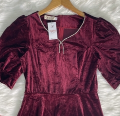 Đầm nhung đính dây đá, form dài, tay phồng - GR0296