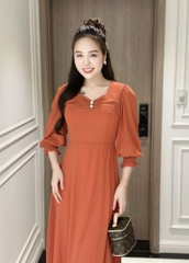Đầm maxi form dài đính nút ngực, tay lỡ bo thun - GR0298