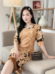 Đầm suông hoa tay hơi phồng đính nút, có túi - GR0305