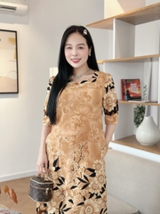 Đầm suông hoa tay hơi phồng đính nút, có túi - GR0305