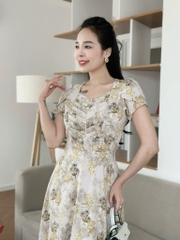 Đầm xòe hoa nhí xếp ngực đính nút, tay búp sen, có túi - GR0310