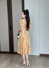 Đầm xòe hoa nhí cổ bẻ đính nẹp, đính nút, tay phồng, có túi - GR0311