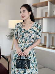 Đầm hoa form dài, cổ đính ngọc đính nút, tay phồng - GR0312
