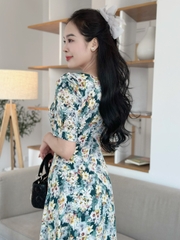 Đầm hoa form dài, cổ đính ngọc đính nút, tay phồng - GR0312