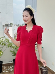 Đầm maxi form dài xếp ly 2 bên ngực, kèm phụ kiện nơ rời, tay phồng - GR0313