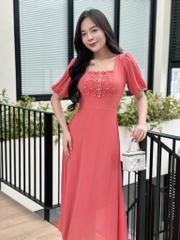 Đầm maxi form dài, cổ vuông đính ngọc, tay lồng đèn - GR0318
