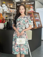 Đầm xòe họa tiết hoa bướm, tay hơi phồng, có túi - GR0320