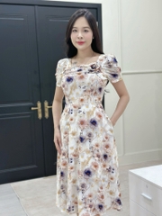 Đầm xòe hoa cổ vuông xếp ngực đính hoa, tay phồng, có túi - GR0325