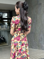 Đầm xòe hoa cổ và tùng váy đắp chéo, tay phồng - GR0333