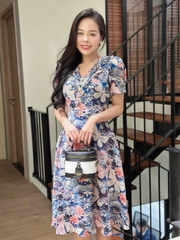 Đầm xòe hoa cổ V xếp ly phối bèo, đính nút, tay phồng, có túi - GR0335