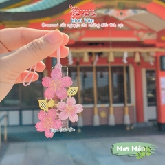 May Mắn - Hoa Anh Đào ren