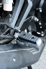 GÁC CHÂN SAU CUB KÈM ỐC XỎ