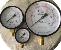 Đồng hồ đo áp suất Trung Quốc vỏ thép đen