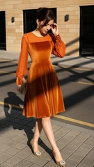 Đầm nhung phối tơ TRALI 25221 màu Cam