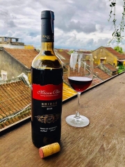 Maison Blue Shiraz