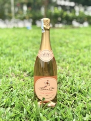 Maison Blue Sparking Pink Moscato