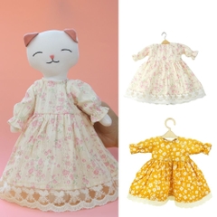 Váy ren xoè cổ tròn