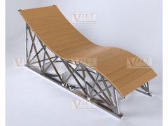 Truss Wave Lounger