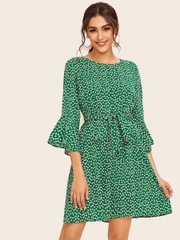 Đầm Nút Họa Tiết Hoa Màu Xanh Lá Boho