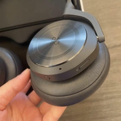 Tai nghe không dây chống ồn Bang & Olufsen Beoplay HX
