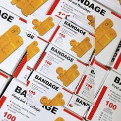 HỘP 100 GẠC Y TẾ CHỐNG NƯỚC BANDAGE