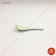 Thìa cơm men kem vẽ đào xanh