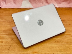 Laptop HP 240 G8