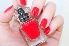 Sơn móng tay guerlain La Petite Robe Noire Nail màu 003 red heels đỏ thuần unbox