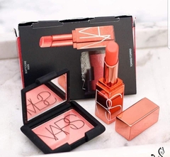 Set son má hồng nars