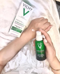 serum trị mụn vichy normaderm phytosolution