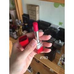 SON ROUGE DIOR