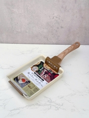 Chảo chiên trứng 
cuộn chống dính 
Ceramic Kakusee 
13x18cm
