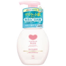 Sữa Rửa Mặt Làm Sạch và Dưỡng Ẩm Cow Cho Da Nhạy Cảm - dạng bọt 160ml