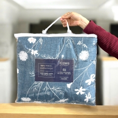 Chăn mát 100% Tencel sợi gỗ cao cấp Kawa - size 200*230cm - mẫu hoa xanh